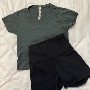 LULULEMON swiftly tee dark green
